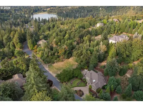 20588 S Monpano Overlook Drive Oregon City OR 97045
