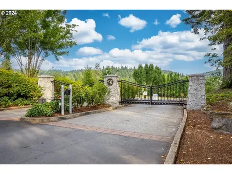 20588 S Monpano Overlook Drive Oregon City OR 97045