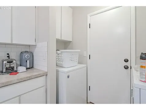 82 Dalen Street Carson WA 98610