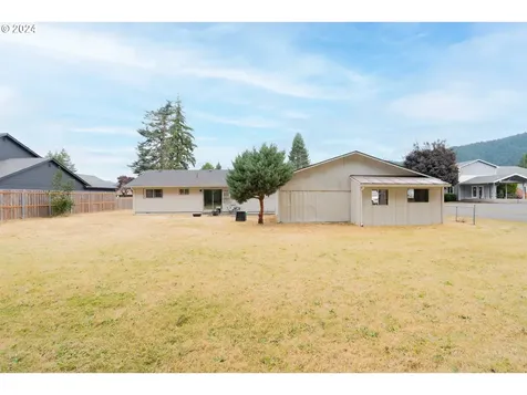 82 Dalen Street Carson WA 98610