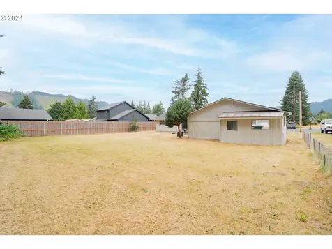 82 Dalen Street Carson WA 98610