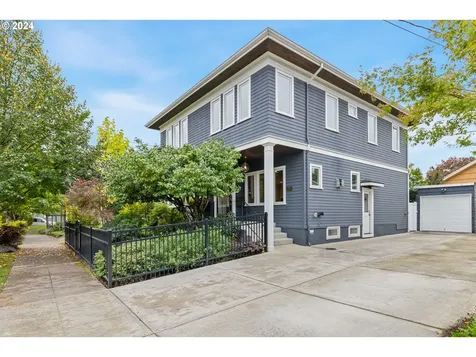 3723 NE Cesar E Chavez Boulevard Portland OR 97212