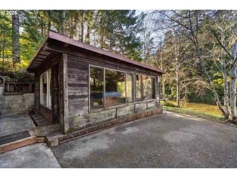 69140 Sharp Road North Bend OR 97459