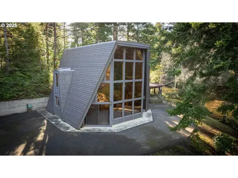69140 Sharp Road North Bend OR 97459