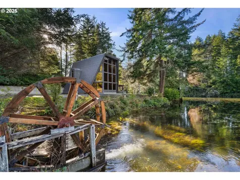 69140 Sharp Road North Bend OR 97459