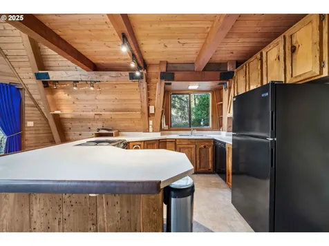 69140 Sharp Road North Bend OR 97459