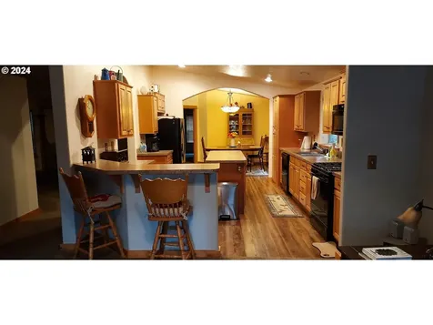 11882 E Mapleton Road Mapleton OR 97453