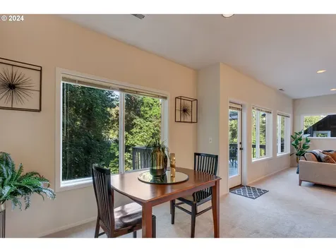 3226 SW Upper Drive Portland OR 97201