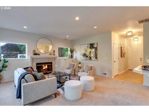 3226 SW Upper Drive Portland OR 97201