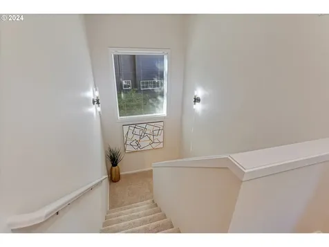 3226 SW Upper Drive Portland OR 97201