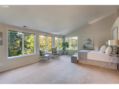 3226 SW Upper Drive Portland OR 97201
