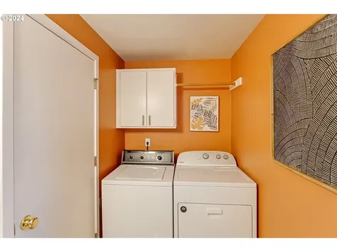 3226 SW Upper Drive Portland OR 97201