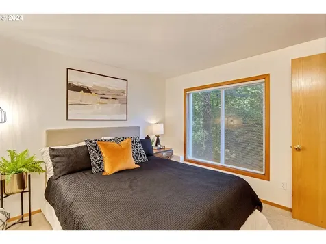 3226 SW Upper Drive Portland OR 97201