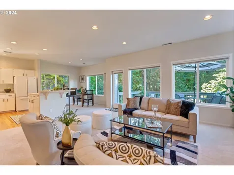 3226 SW Upper Drive Portland OR 97201
