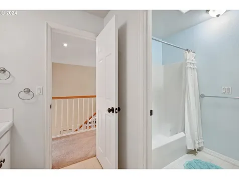7414 SW 64th Place Portland OR 97219
