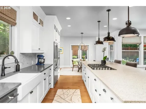 6906 SE 31st Avenue Portland OR 97202