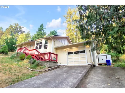 608 N 23rd Avenue Kelso WA 98626
