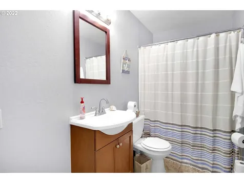 608 N 23rd Avenue Kelso WA 98626