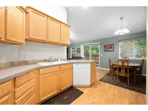 667 NW Cypress Street Mcminnville OR 97128