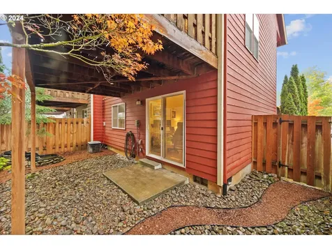 667 NW Cypress Street Mcminnville OR 97128