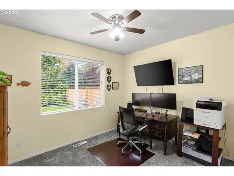 3708 E Grand Oak Drive Newberg OR 97132