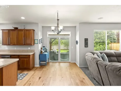 3708 E Grand Oak Drive Newberg OR 97132