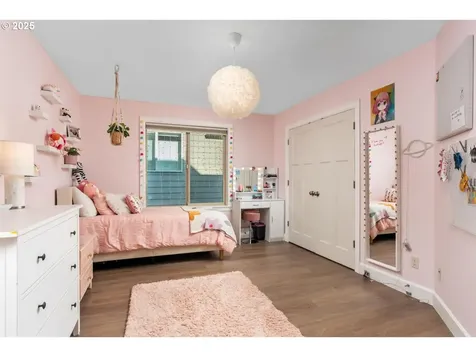 7819 SW Greenwood Drive Portland OR 97223