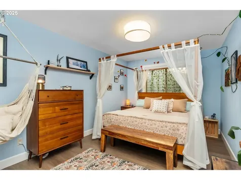 7819 SW Greenwood Drive Portland OR 97223