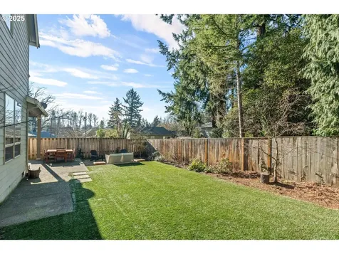 7819 SW Greenwood Drive Portland OR 97223