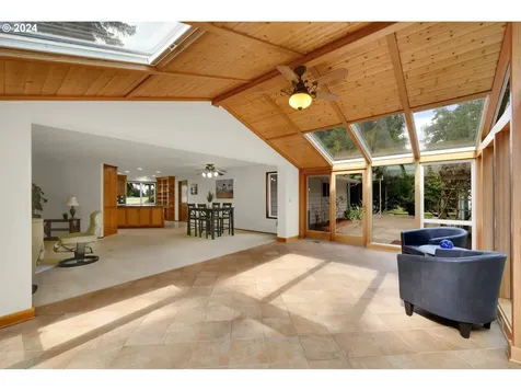 31710 Green Island Road Eugene OR 97408