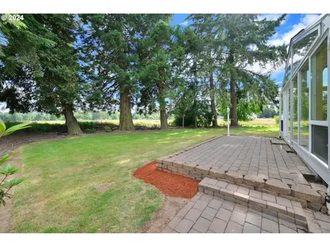 31710 Green Island Road Eugene OR 97408