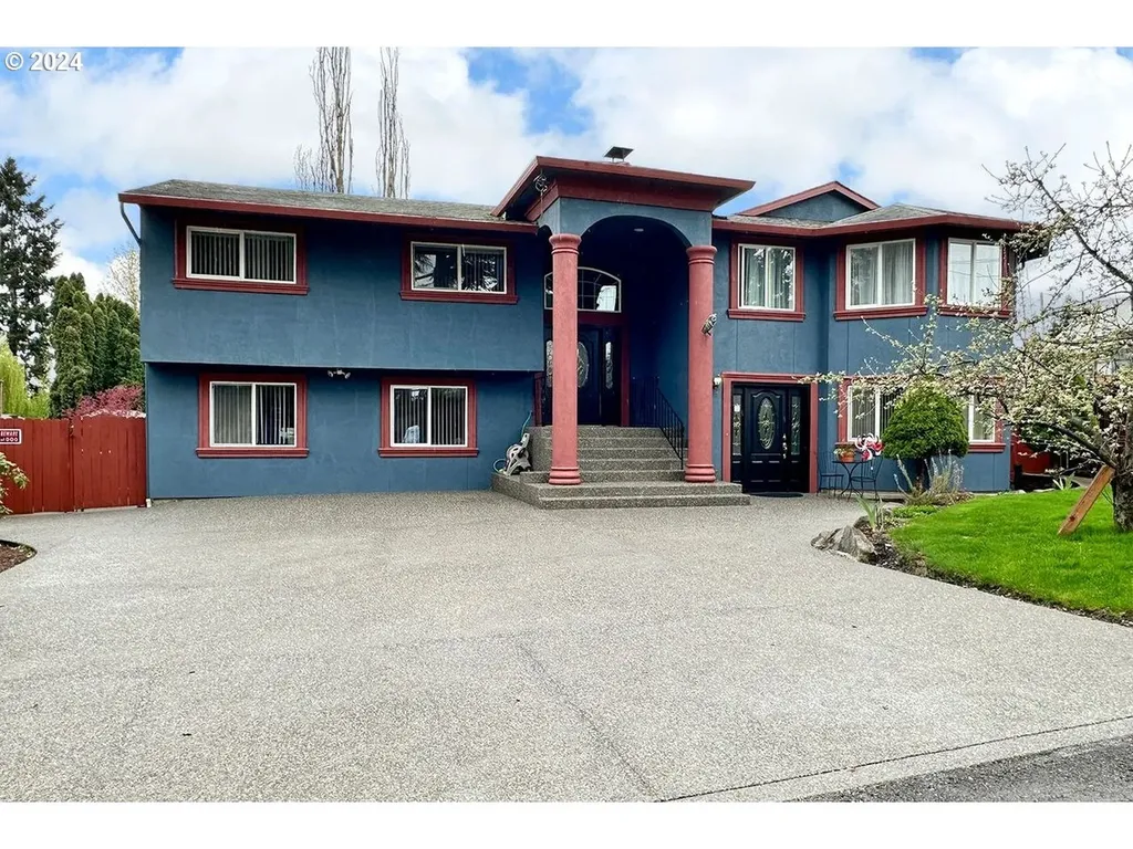 605 NW 116th Street Vancouver WA 98685