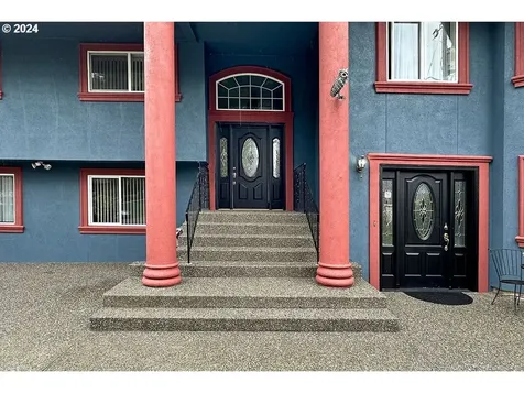 605 NW 116th Street Vancouver WA 98685