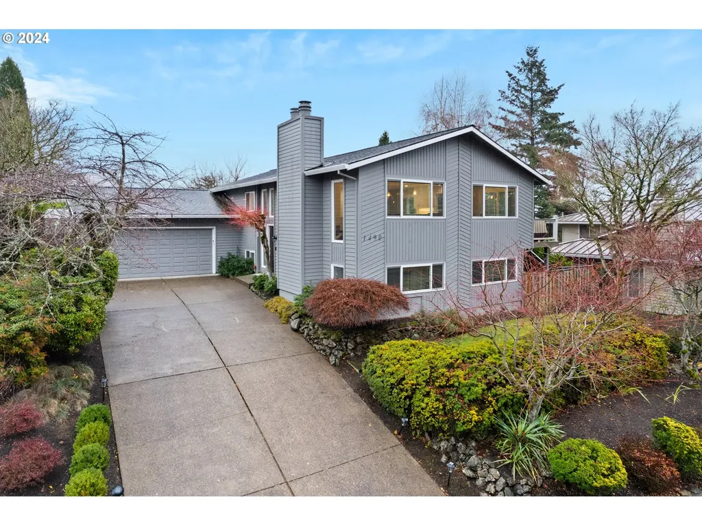 1490 NW 123rd Avenue Portland OR 97229
