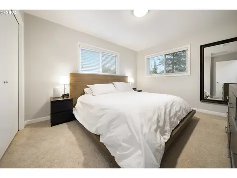 1490 NW 123rd Avenue Portland OR 97229