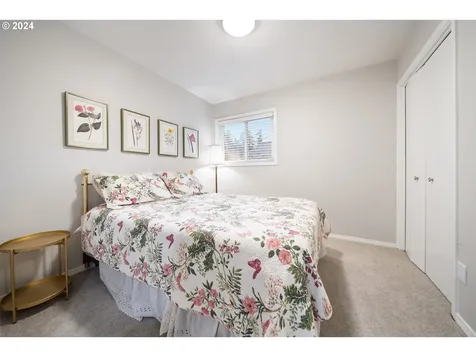 1490 NW 123rd Avenue Portland OR 97229