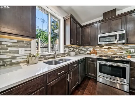 5731 Se Nehalem Street Portland OR 97206