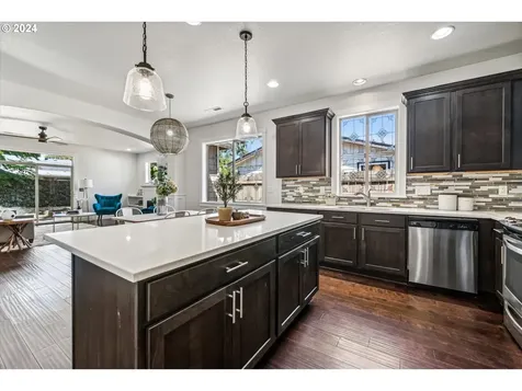 5731 Se Nehalem Street Portland OR 97206