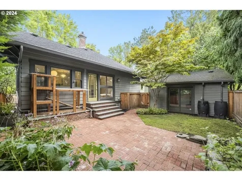 4246 Ne Flanders Street Portland OR 97213