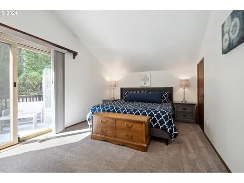 16961 SW Finnigan Hill Road Hillsboro OR 97123