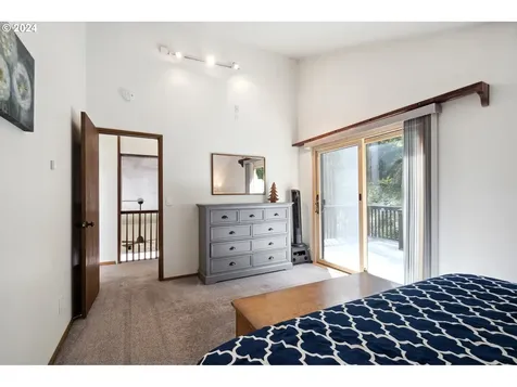 16961 SW Finnigan Hill Road Hillsboro OR 97123