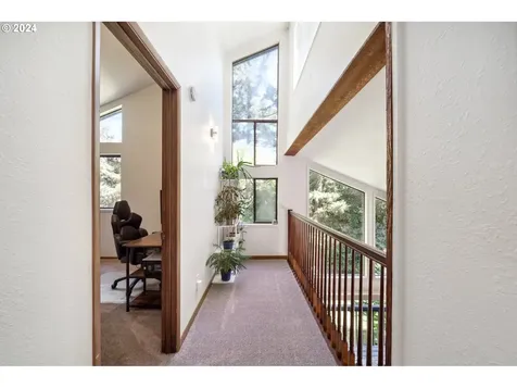 16961 SW Finnigan Hill Road Hillsboro OR 97123
