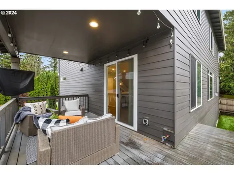 2416 NW 111th Avenue Portland OR 97229