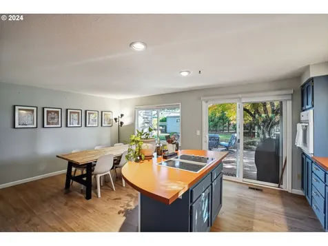208 NE 140th Avenue Portland OR 97230