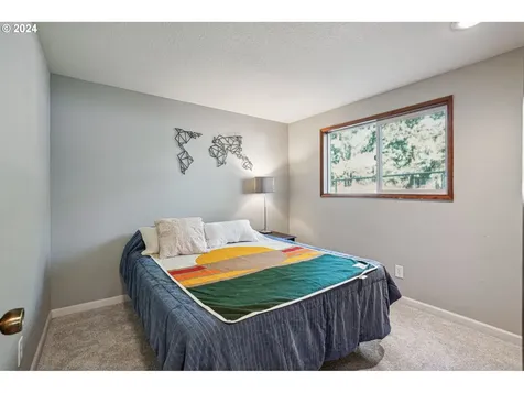 208 NE 140th Avenue Portland OR 97230