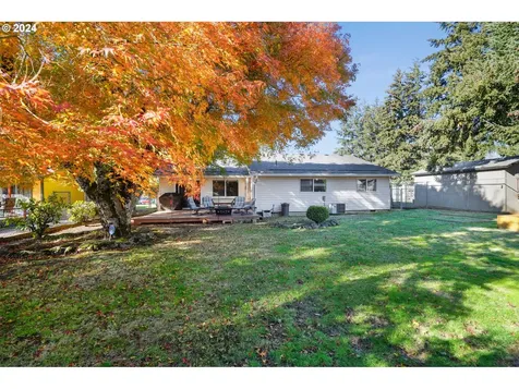 208 NE 140th Avenue Portland OR 97230