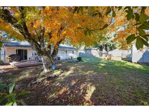208 NE 140th Avenue Portland OR 97230