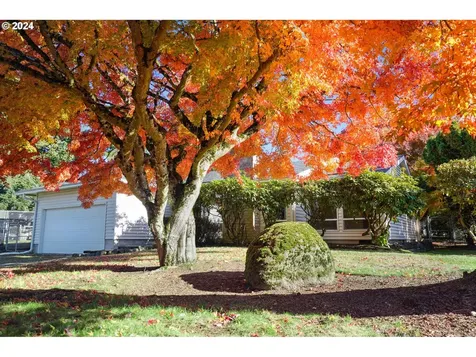 208 NE 140th Avenue Portland OR 97230