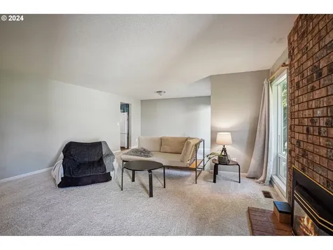 208 NE 140th Avenue Portland OR 97230