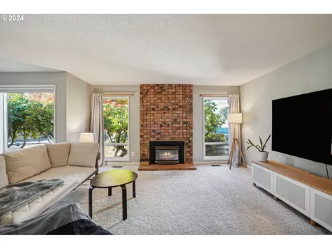 208 NE 140th Avenue Portland OR 97230